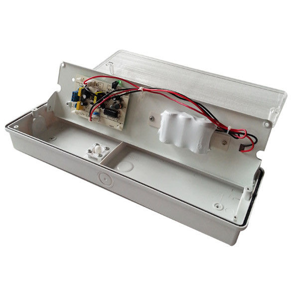 Battery Operated Self Testing Waterproof Emergency Light Outdoor IP65 Wet Location Rechargeable EL030AN
